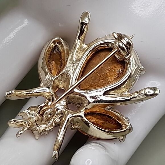 Vintage Pink Rhinestone Brooch Insect Fly, Gold Tone, 1950s, 1 1/8 Inch - Picture 4 of 10